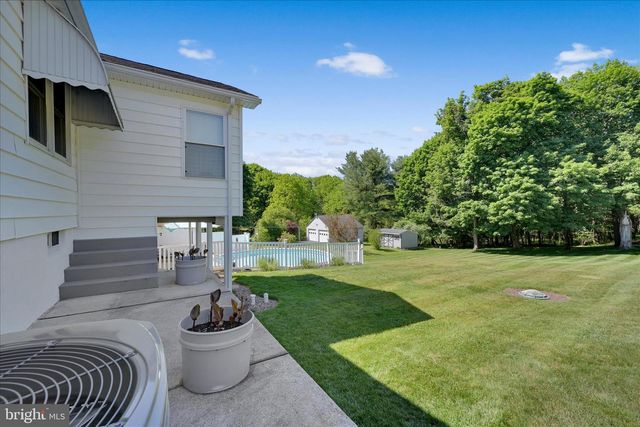 640 MINERSVILLE LLEWELLYN HWY, Pottsville, PA 17901