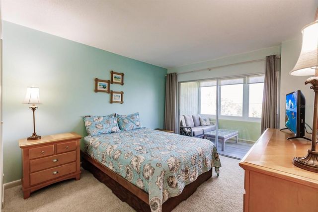 1255 E PEPPERTREE DRIVE 306, Sarasota, FL 34242