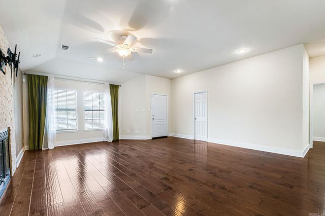 604 Innsbrooke Cove, Jacksonville, AR 72076