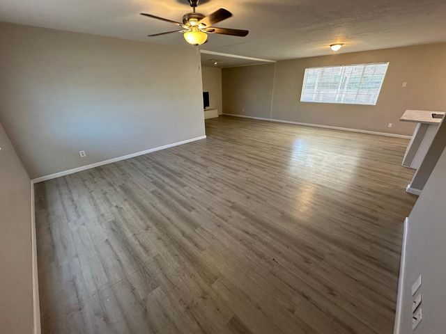 427 E Riviera Drive, Tempe, AZ 85282