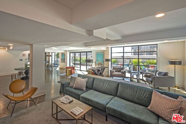 727 W 7th Street 926, Los Angeles, CA 90017