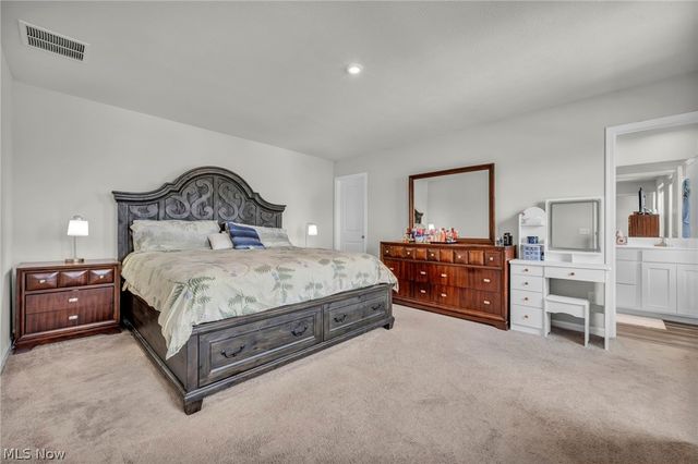172 Wildflower Drive, Elyria, OH 44035