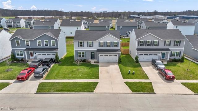 172 Wildflower Drive, Elyria, OH 44035