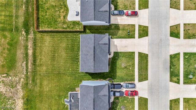 172 Wildflower Drive, Elyria, OH 44035