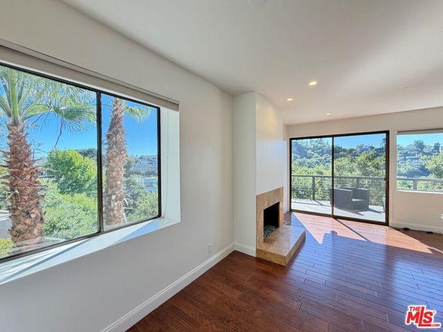 2013 Cyprean Drive, Los Angeles, CA 90046