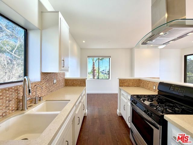 2013 Cyprean Drive, Los Angeles, CA 90046