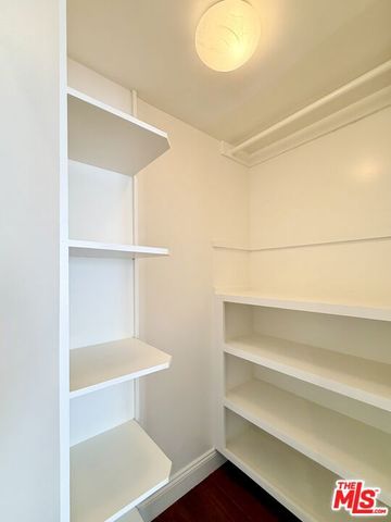 2013 Cyprean Drive, Los Angeles, CA 90046