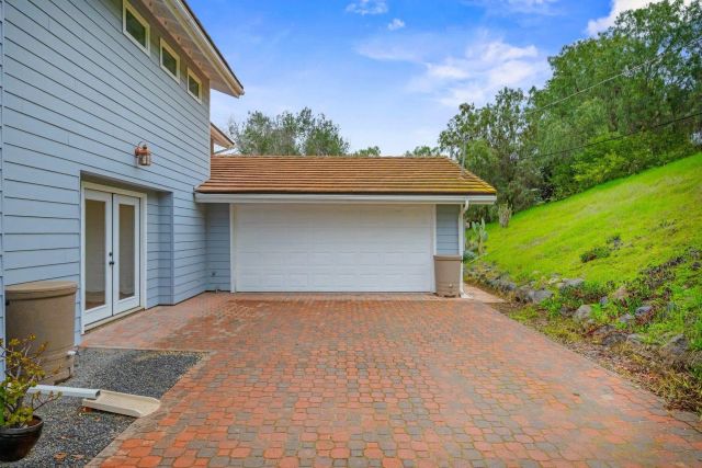 2278 Bautista Avenue, Vista, CA 92084