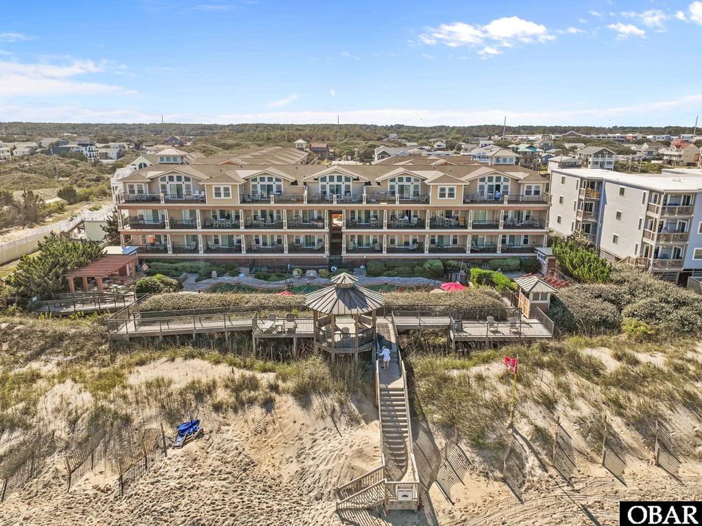Image 3 of property listing at 1319 N Virginia Dare Trail unit 2R, Kill Devil Hills, NC 27948