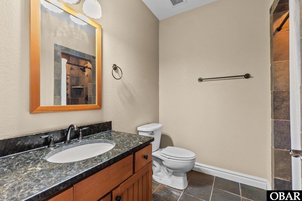 Image 33 of property listing at 1319 N Virginia Dare Trail unit 2R, Kill Devil Hills, NC 27948