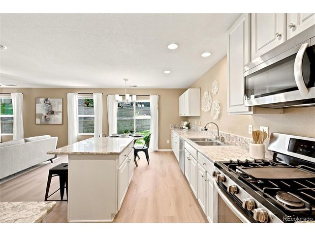 5389 S Quatar Cir, Aurora, CO 80015
