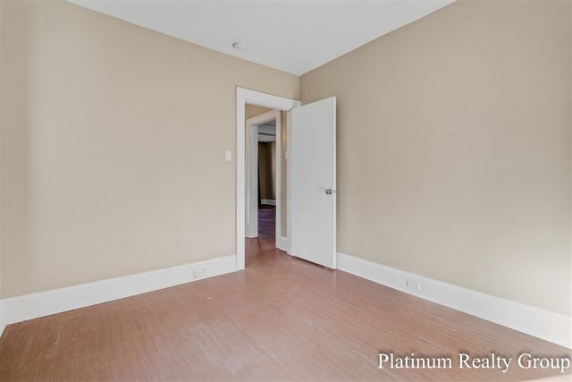 254 W Southern Avenue, Muskegon, MI 49441