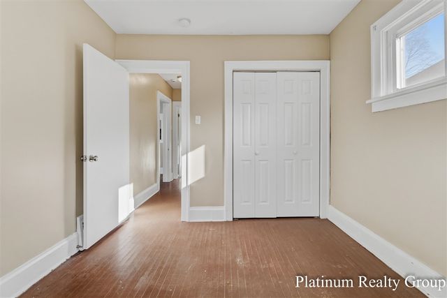 254 W Southern Avenue, Muskegon, MI 49441