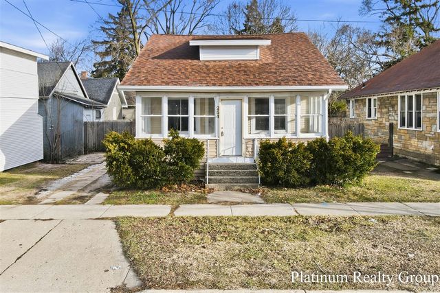 254 W Southern Avenue, Muskegon, MI 49441