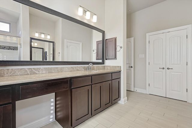 2812 Cedar Elm Drive, Carrollton, TX 75010