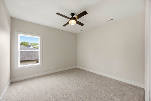 5014 176th Street, Urbandale, IA 50432