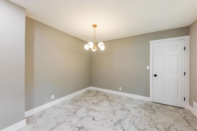 8116 Wayne Avenue, Kansas City, MO 64131