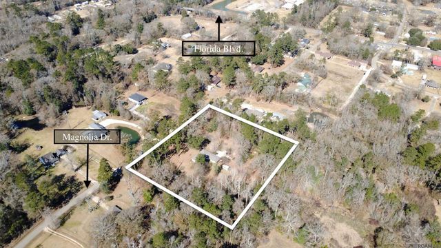 29398 Magnolia Dr, Walker, LA 70785