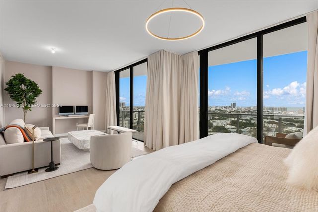 500 Alton Rd 2105, Miami Beach, FL 33139