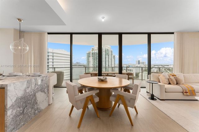 500 Alton Rd 2105, Miami Beach, FL 33139