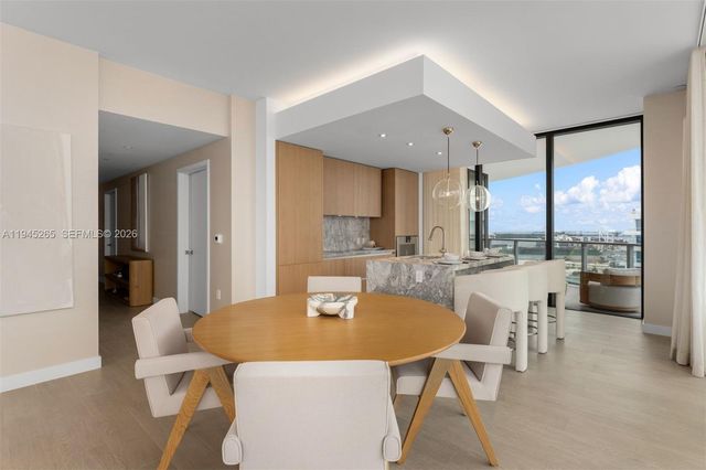 500 Alton Rd 2105, Miami Beach, FL 33139