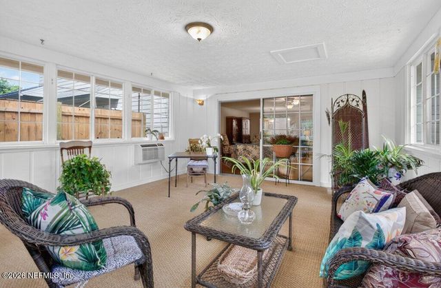 12024 ARBOR LAKE Drive, Jacksonville, FL 32225