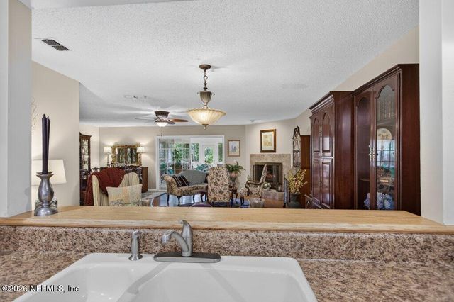 12024 ARBOR LAKE Drive, Jacksonville, FL 32225