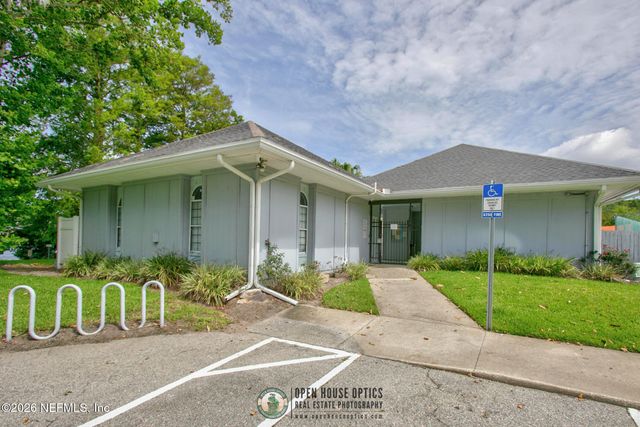 12024 ARBOR LAKE Drive, Jacksonville, FL 32225