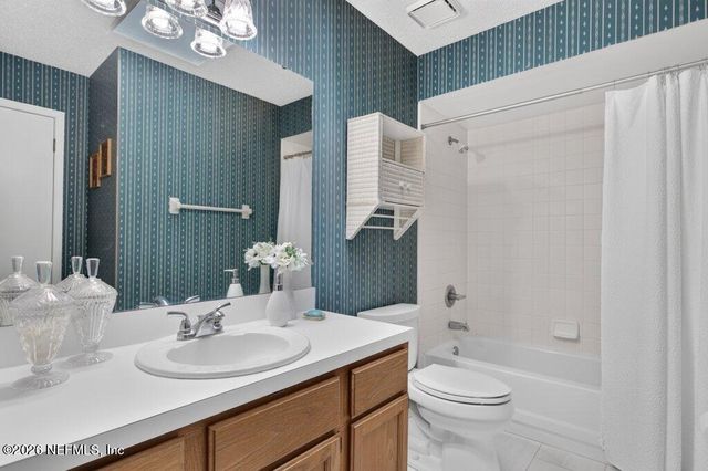 12024 ARBOR LAKE Drive, Jacksonville, FL 32225