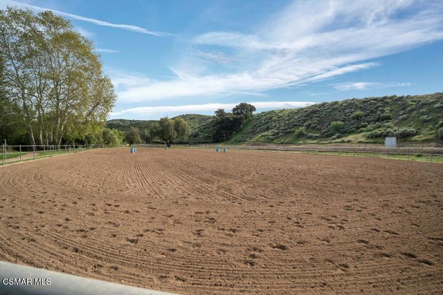 1278 Rambling Road, Simi Valley, CA 93065