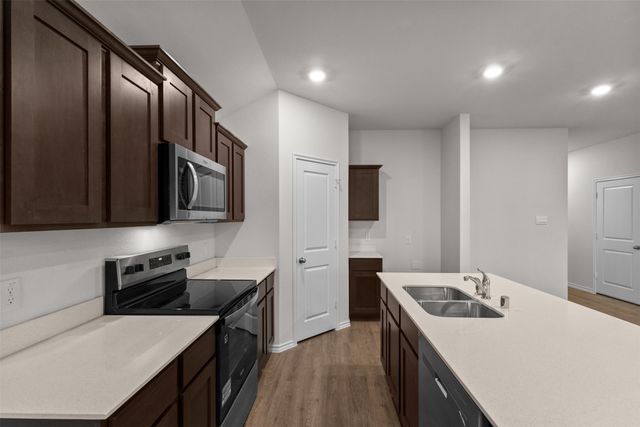 6537 Shoreline Lane, Princeton, TX 75407