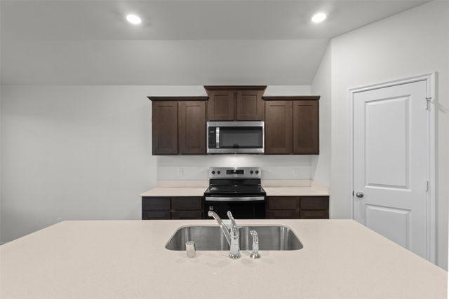 6537 Shoreline Lane, Princeton, TX 75407