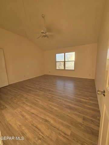 7051 CROWN RIDGE Drive, El Paso, TX 79912