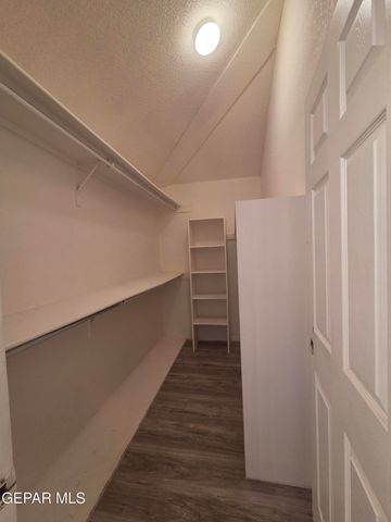 7051 CROWN RIDGE Drive, El Paso, TX 79912