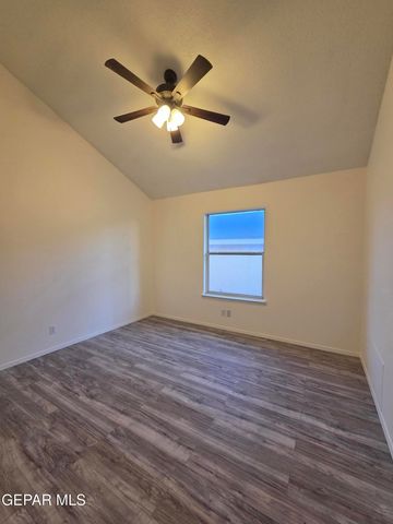 7051 CROWN RIDGE Drive, El Paso, TX 79912