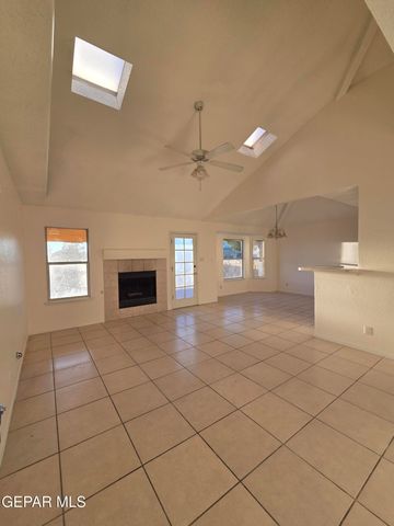 7051 CROWN RIDGE Drive, El Paso, TX 79912