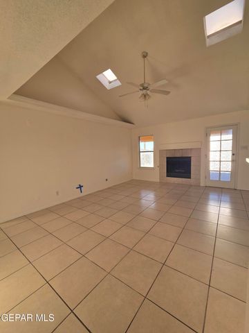 7051 CROWN RIDGE Drive, El Paso, TX 79912