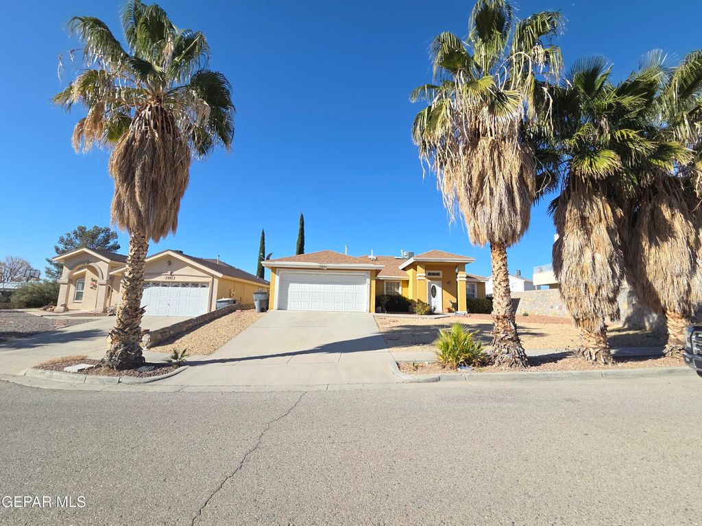7051 CROWN RIDGE Drive, El Paso, TX 79912