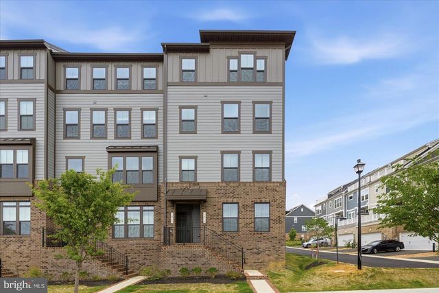 1612 KIRKMAN ST, Dumfries, VA 22026