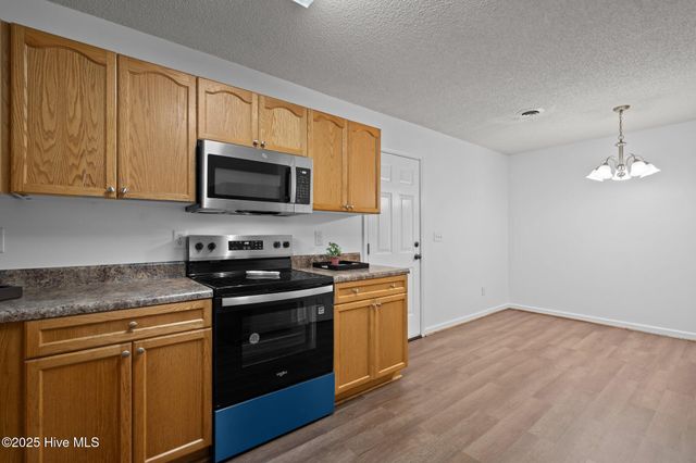 1018 Ashland Way, Leland, NC 28451