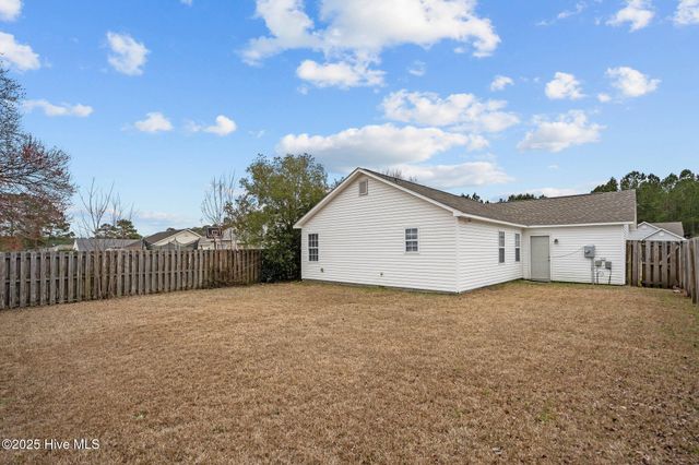 1018 Ashland Way, Leland, NC 28451