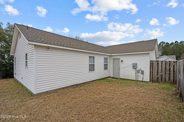 1018 Ashland Way, Leland, NC 28451