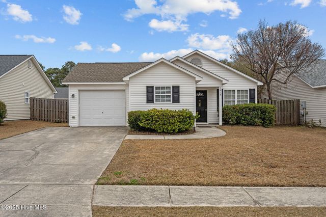 1018 Ashland Way, Leland, NC 28451