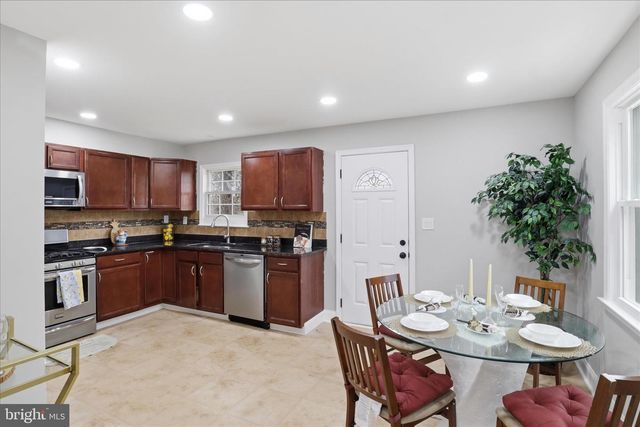 109 S HURON DR, Oxon Hill, MD 20745