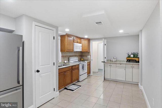 109 S HURON DR, Oxon Hill, MD 20745