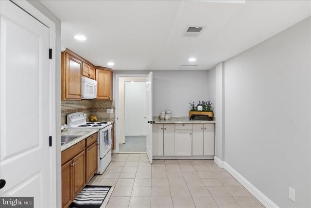 109 S HURON DR, Oxon Hill, MD 20745