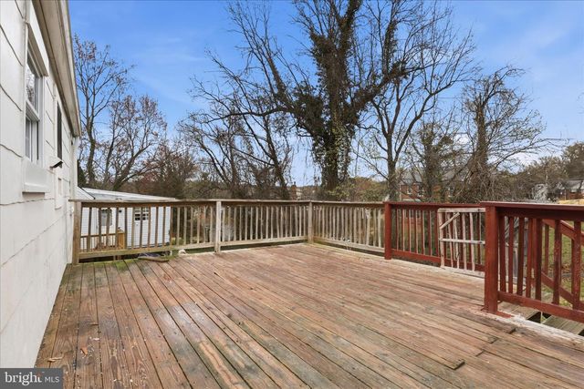 109 S HURON DR, Oxon Hill, MD 20745