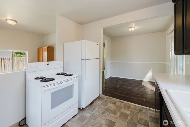 1141 West Avenue, Port Orchard, WA 98366
