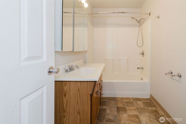1141 West Avenue, Port Orchard, WA 98366