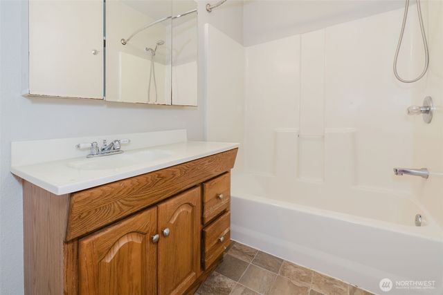 1141 West Avenue, Port Orchard, WA 98366
